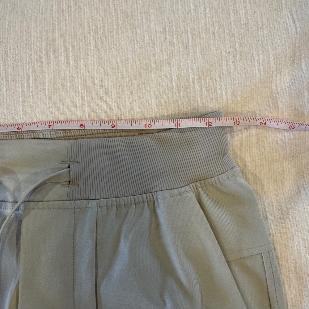 Lululemon Jogger Pants XS | Slim Fit | Stretchy | Fits Women’s XS/S - Picture 11 of 14